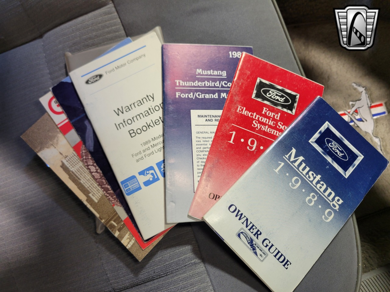 1989 Ford Mustang 22