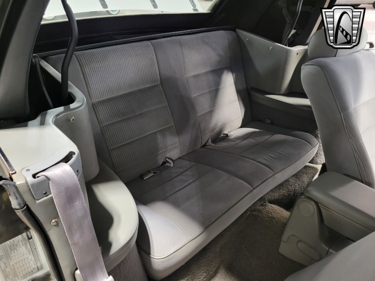 1989 Ford Mustang 23