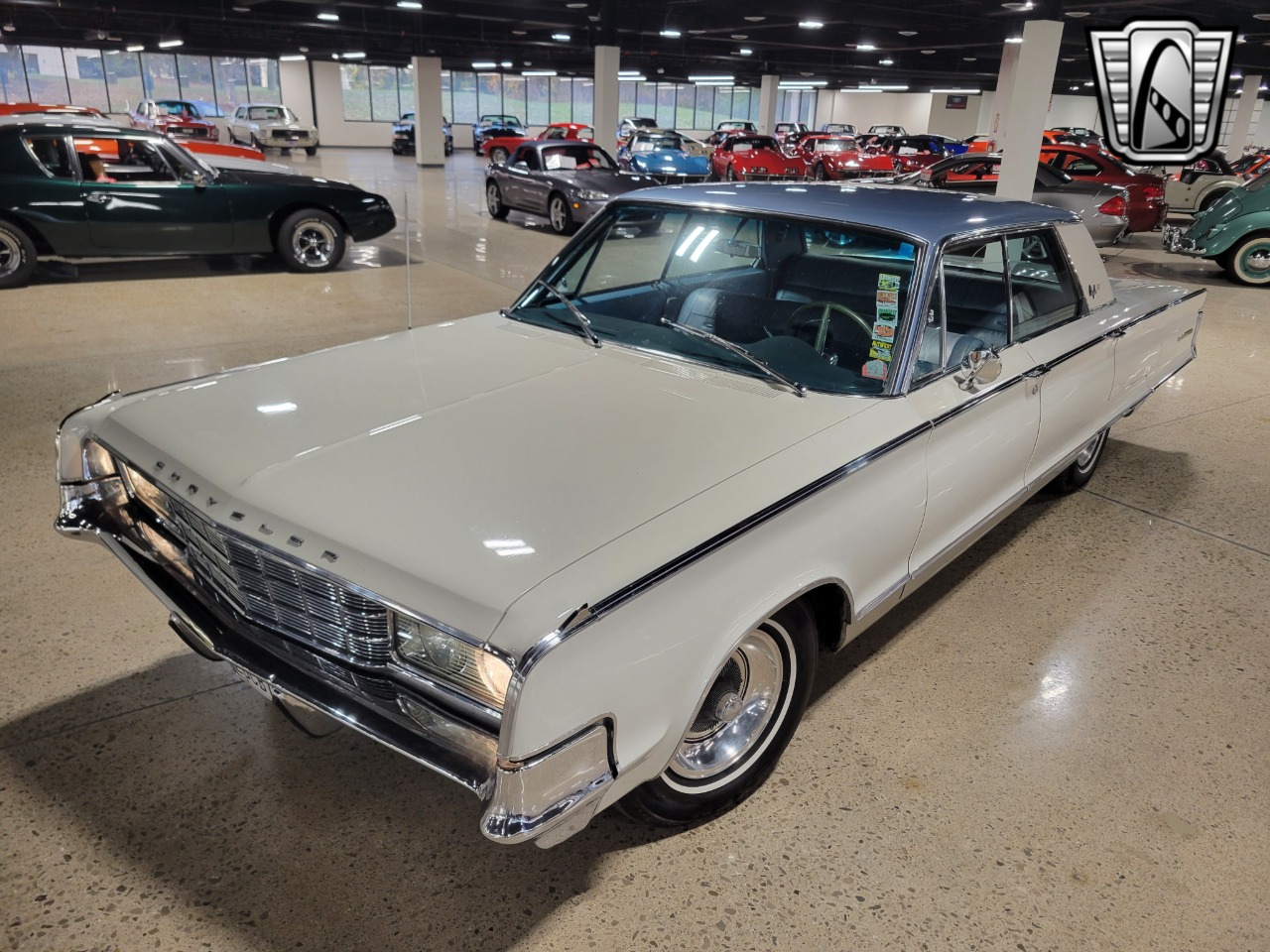 1965 Chrysler New Yorker 32