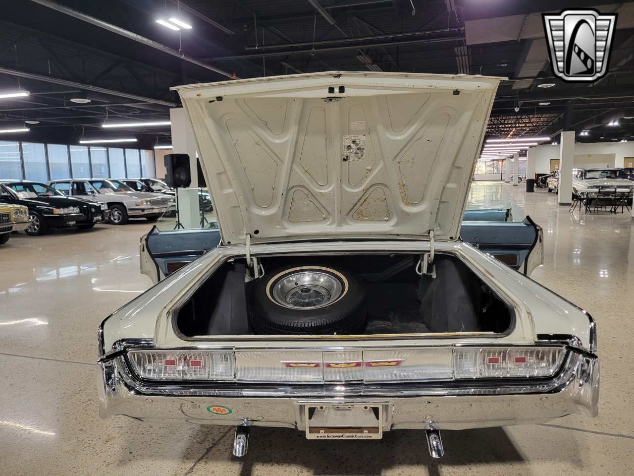 1965 Chrysler New Yorker 89