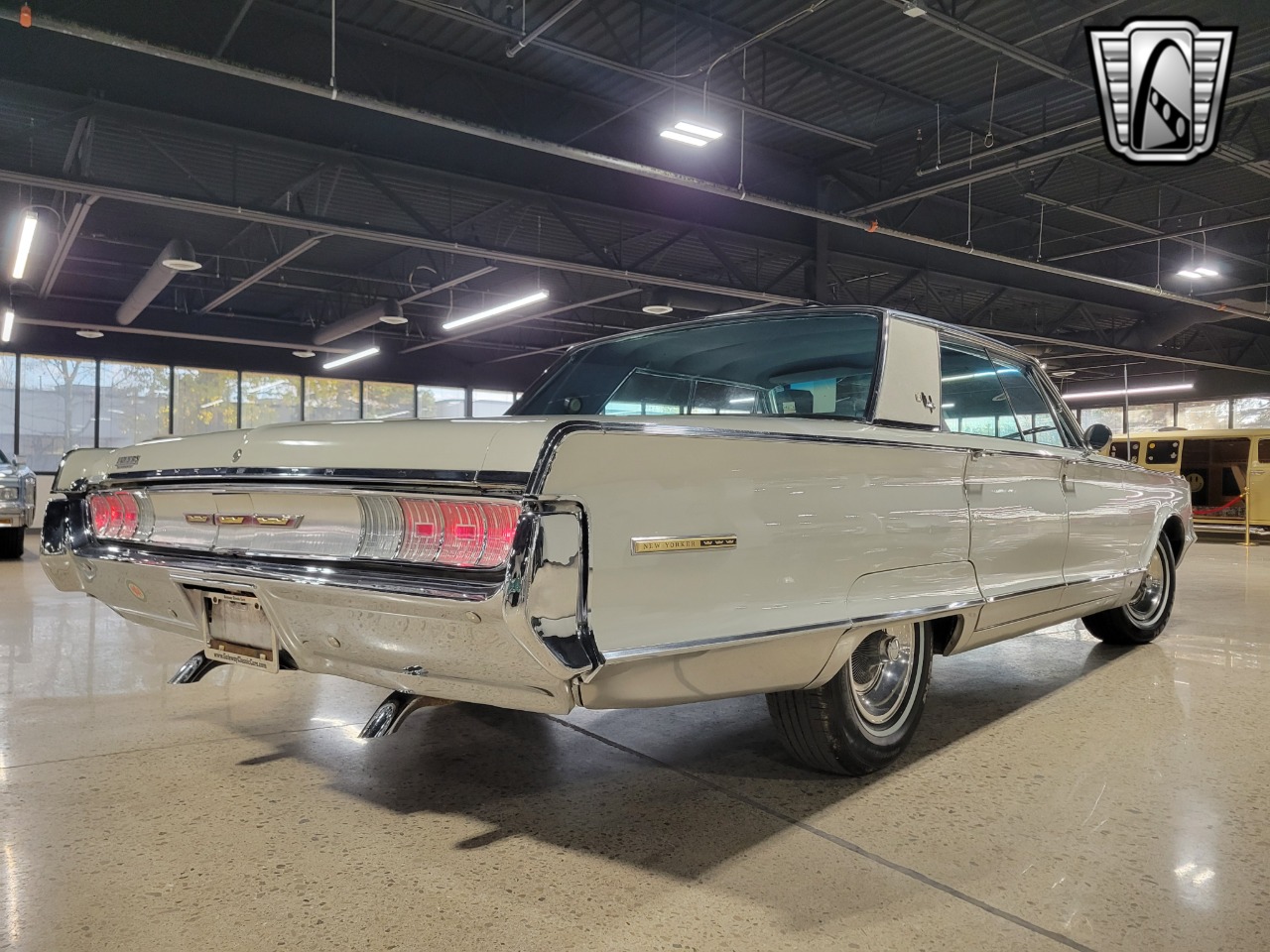 1965 Chrysler New Yorker 44