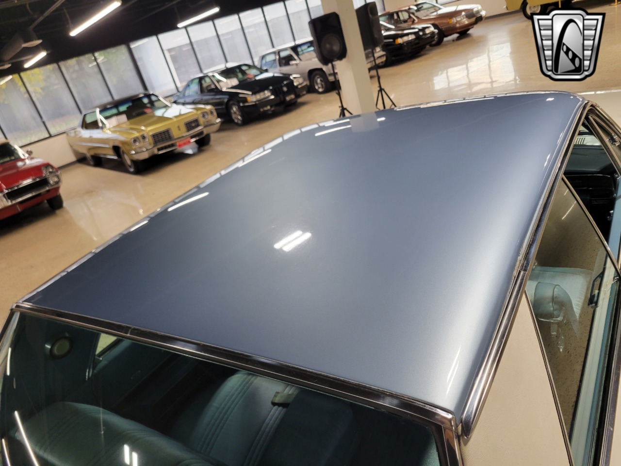 1965 Chrysler New Yorker 74