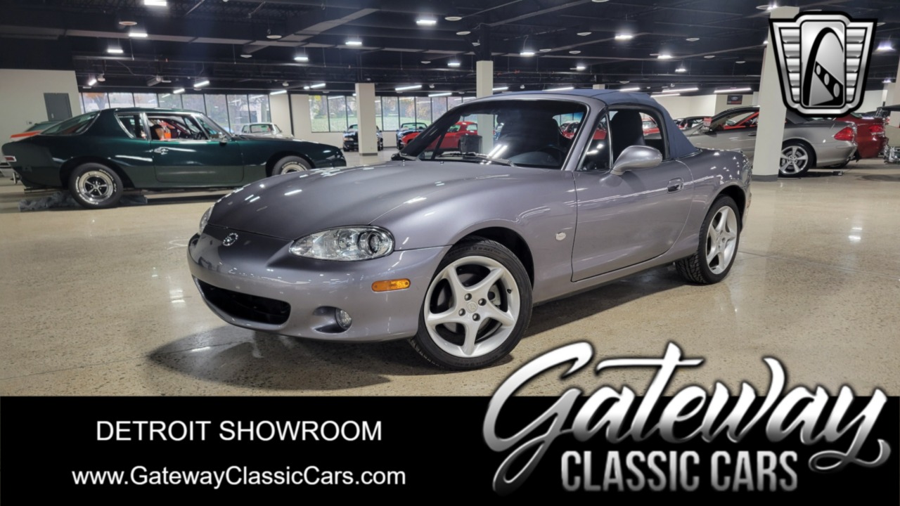 2003 Mazda MX-5 Miata 1