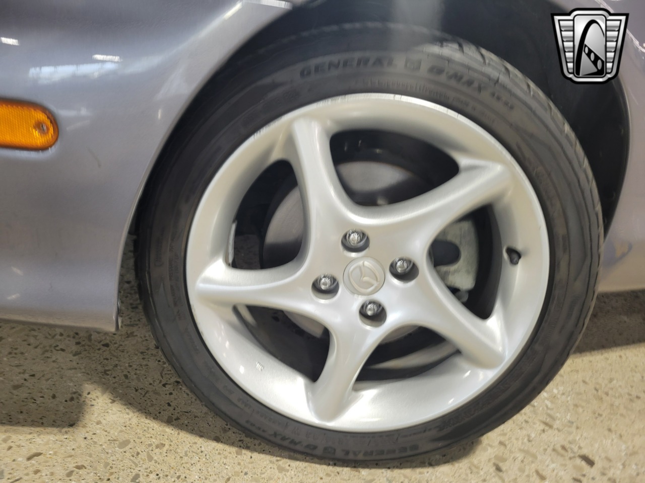 2003 Mazda MX-5 Miata 9