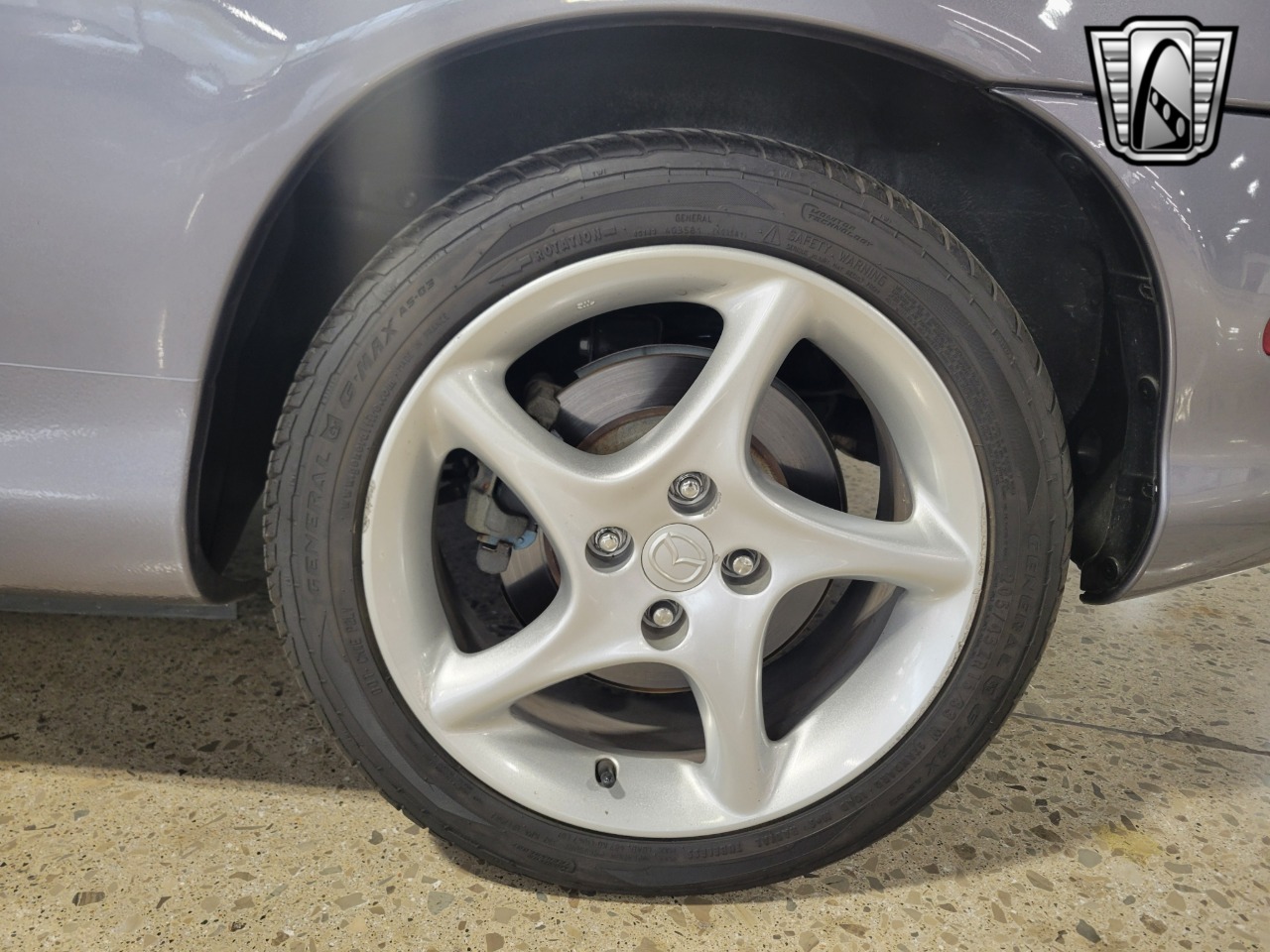 2003 Mazda MX-5 Miata 10