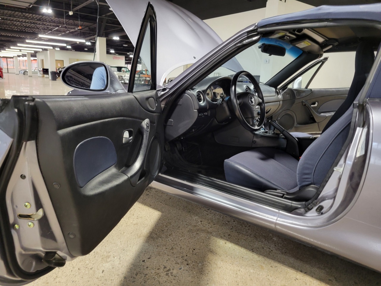 2003 Mazda MX-5 Miata 19