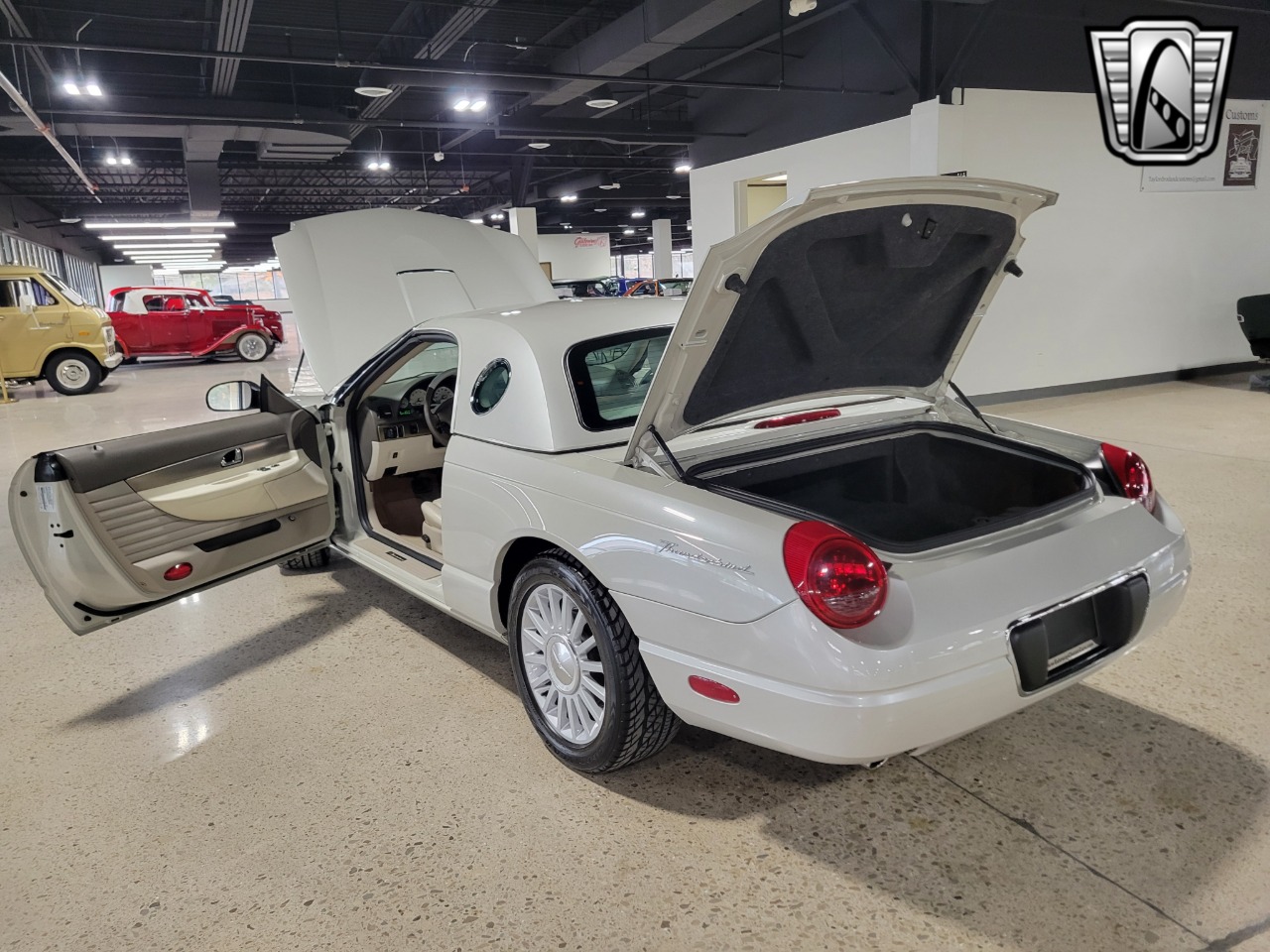 2005 Ford Thunderbird 99