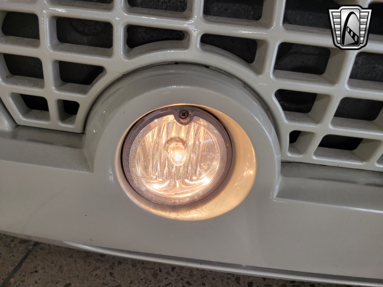 2005 Ford Thunderbird 59