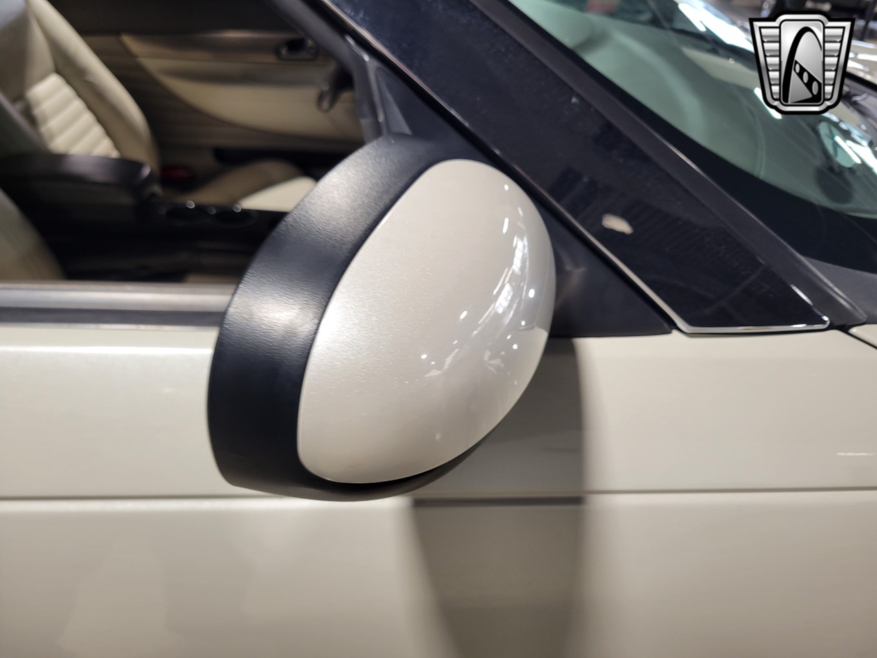 2005 Ford Thunderbird 82