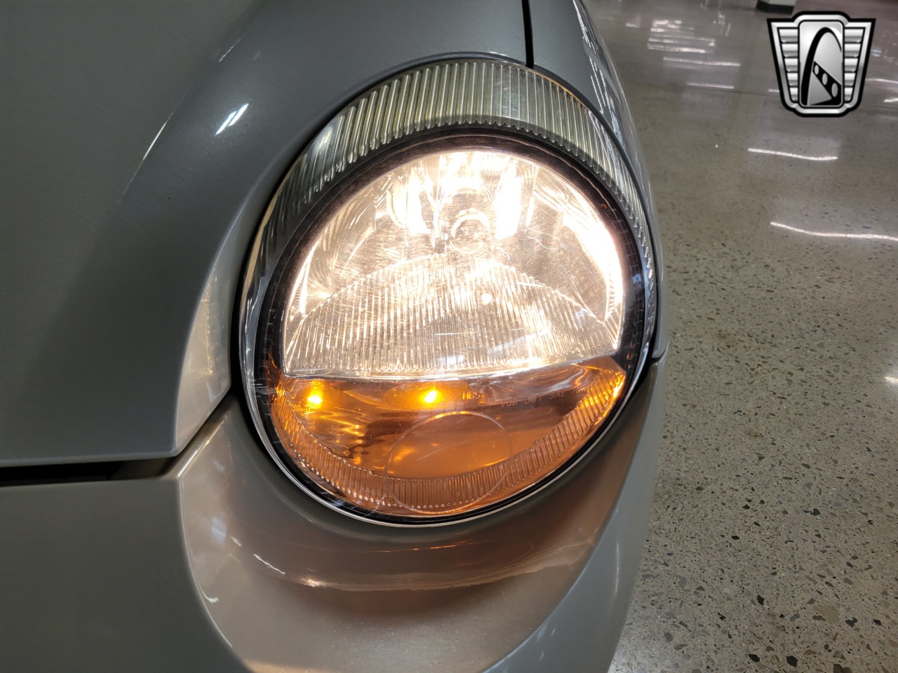 2005 Ford Thunderbird 61