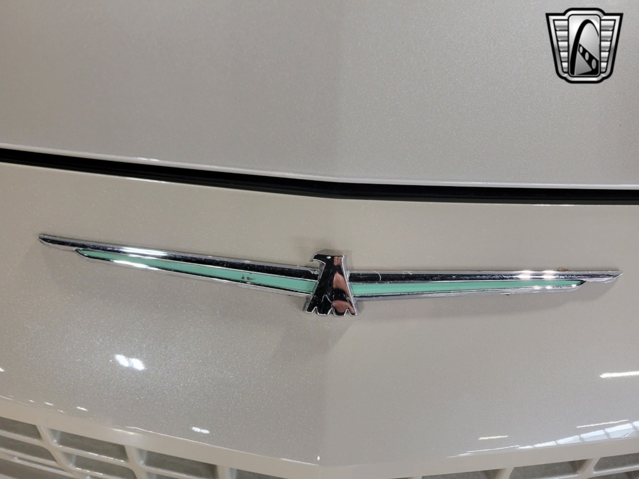 2005 Ford Thunderbird 62