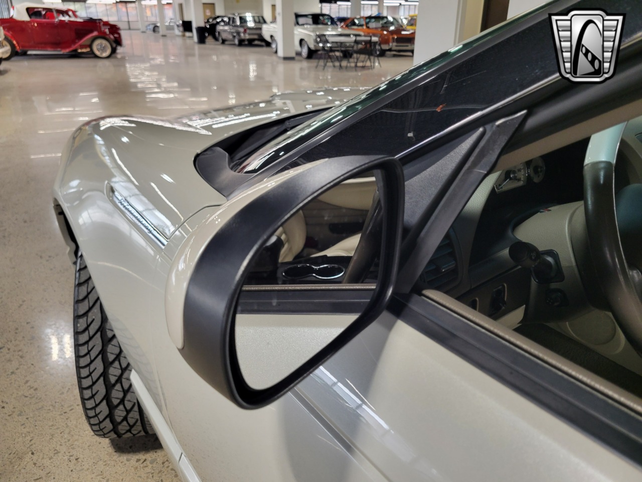 2005 Ford Thunderbird 67