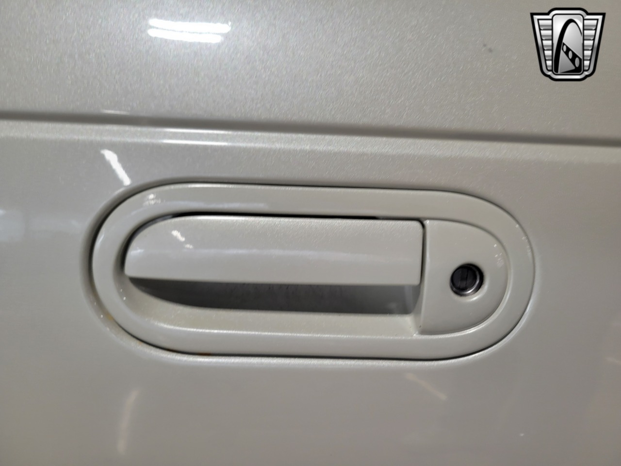 2005 Ford Thunderbird 68