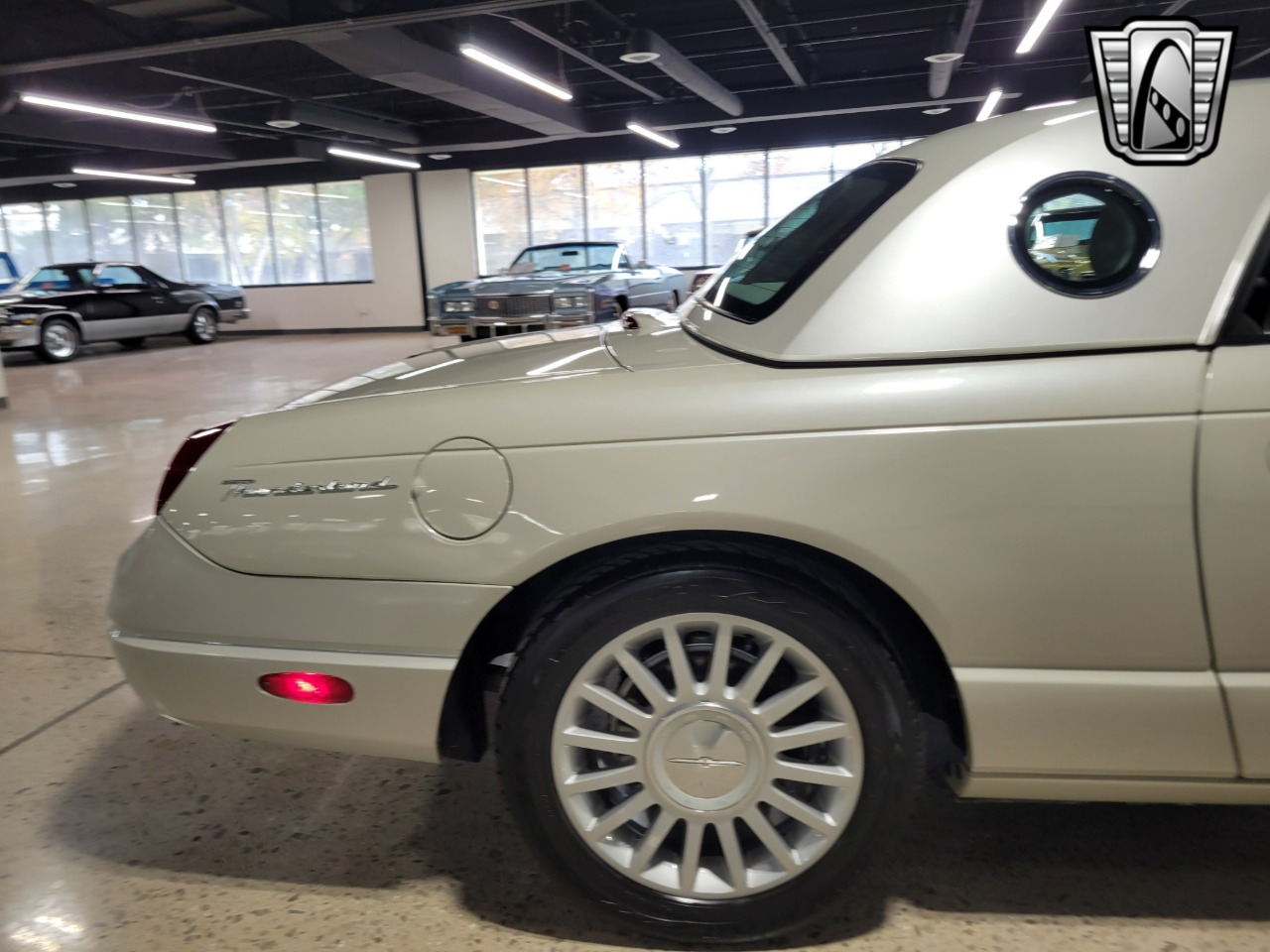 2005 Ford Thunderbird 50