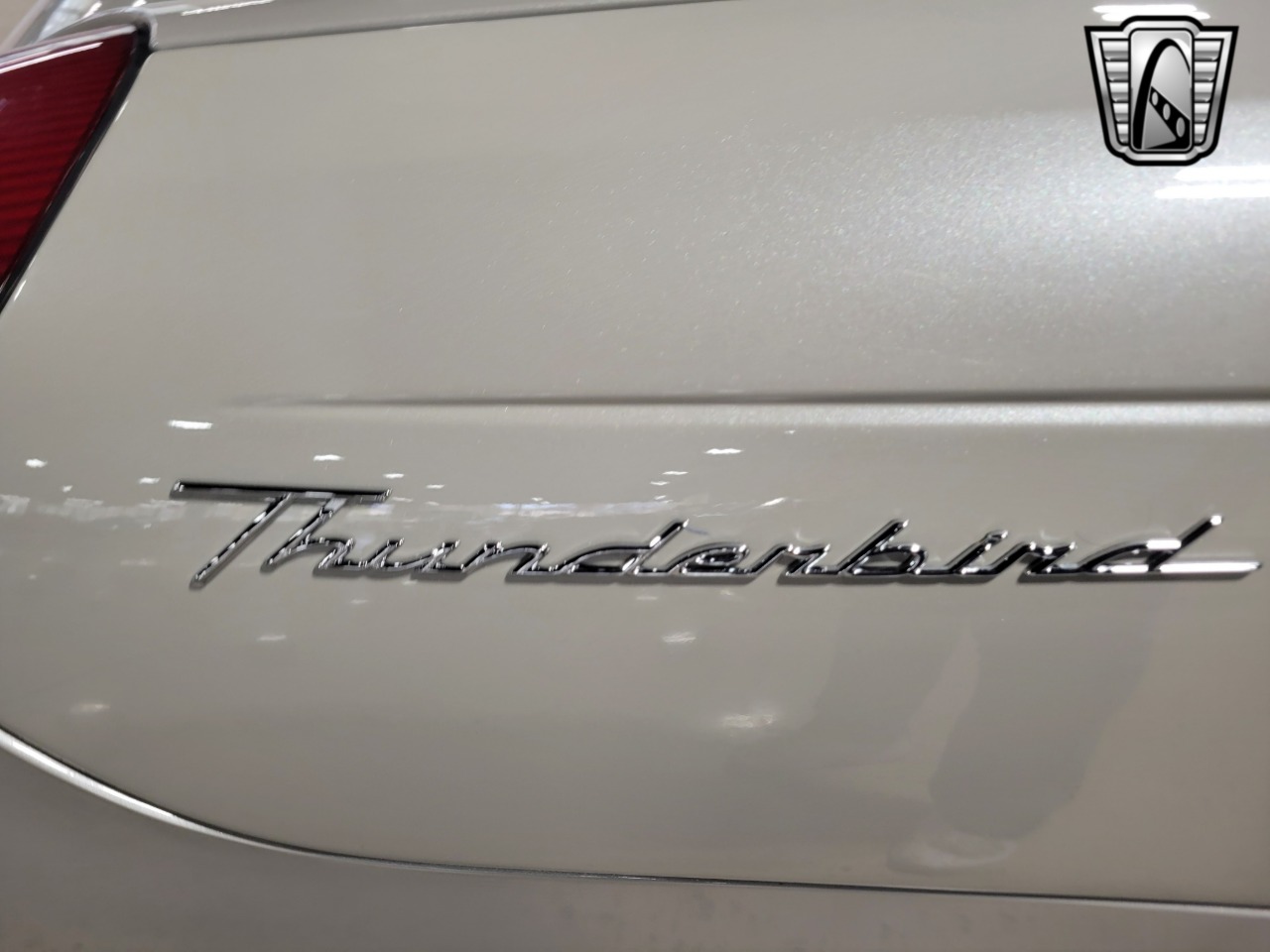 2005 Ford Thunderbird 76