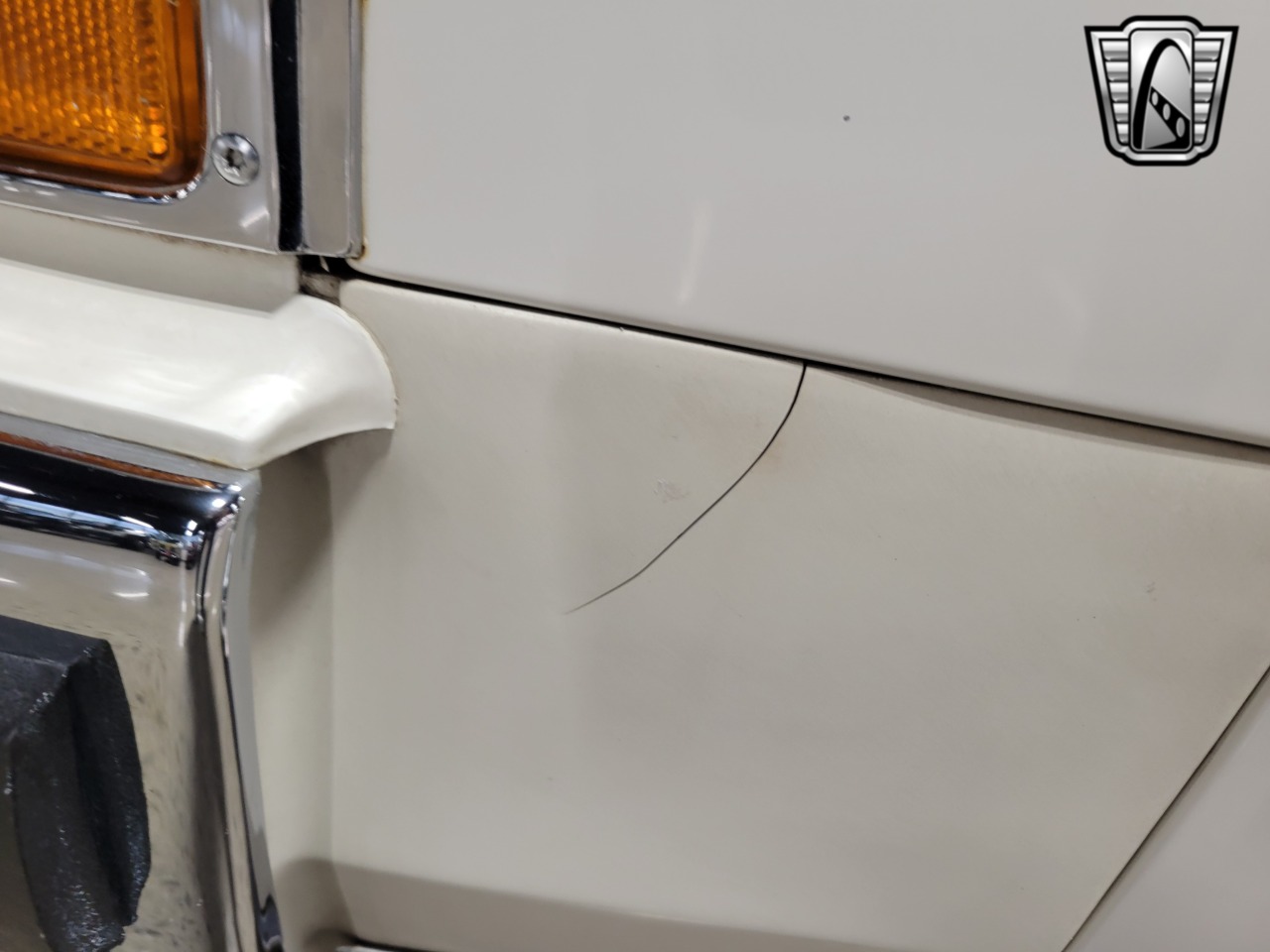 1988 Cadillac Brougham 26