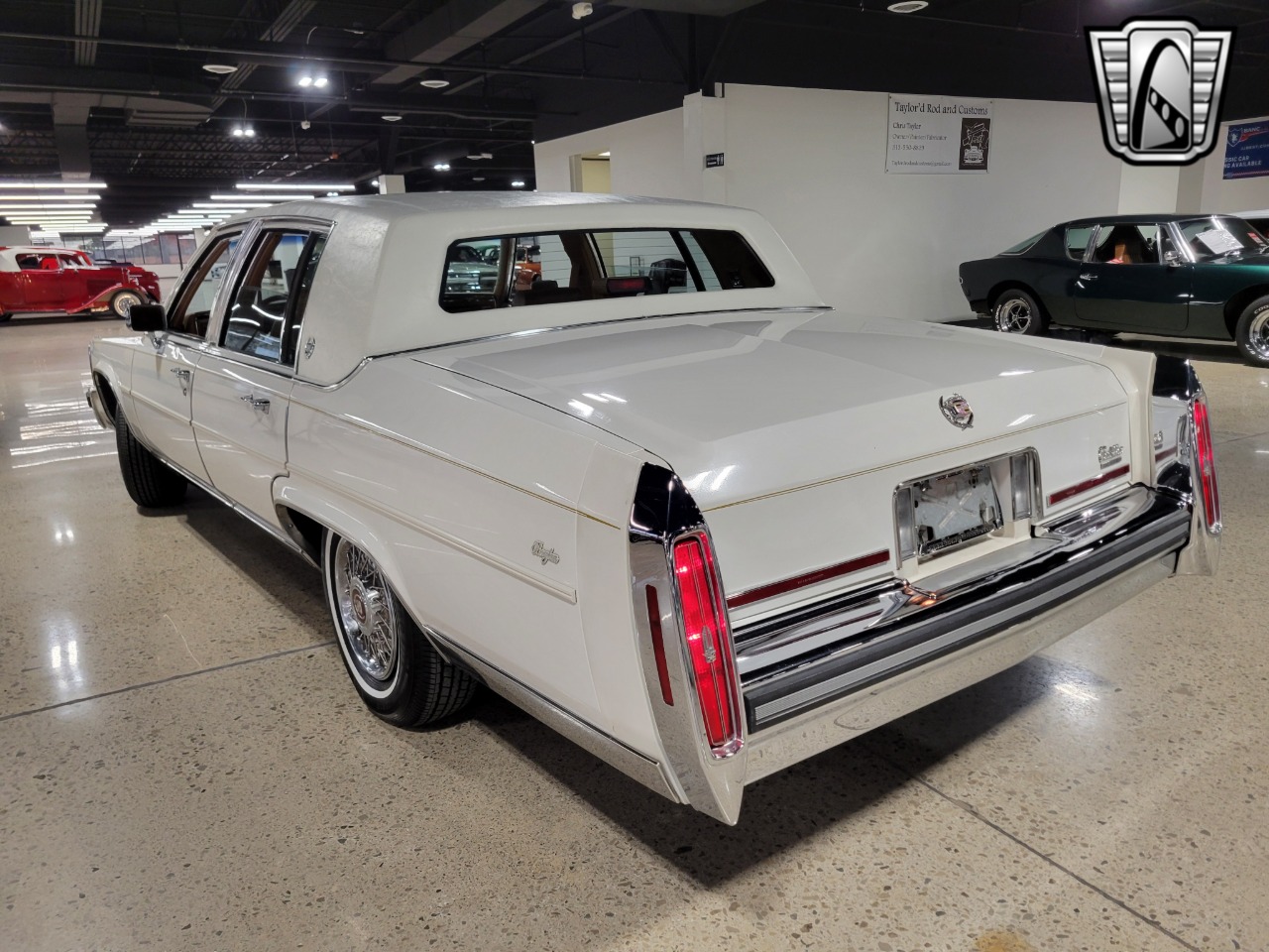 1988 Cadillac Brougham 36