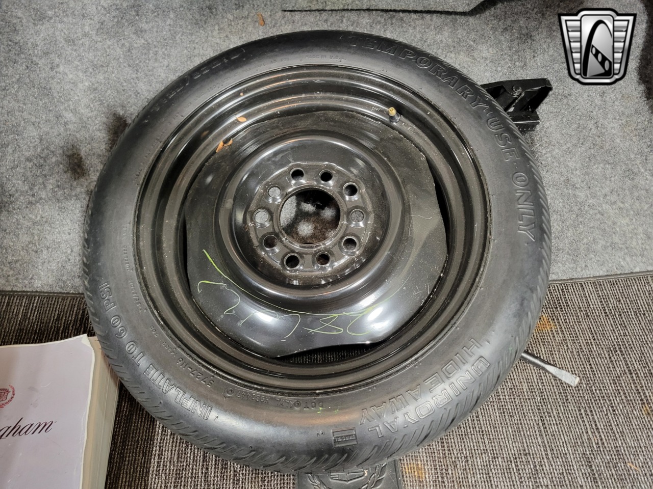 1988 Cadillac Brougham 24