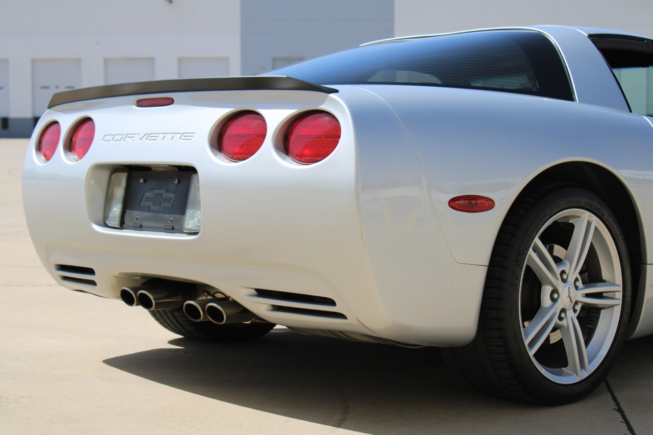 1998 Chevrolet Corvette 12