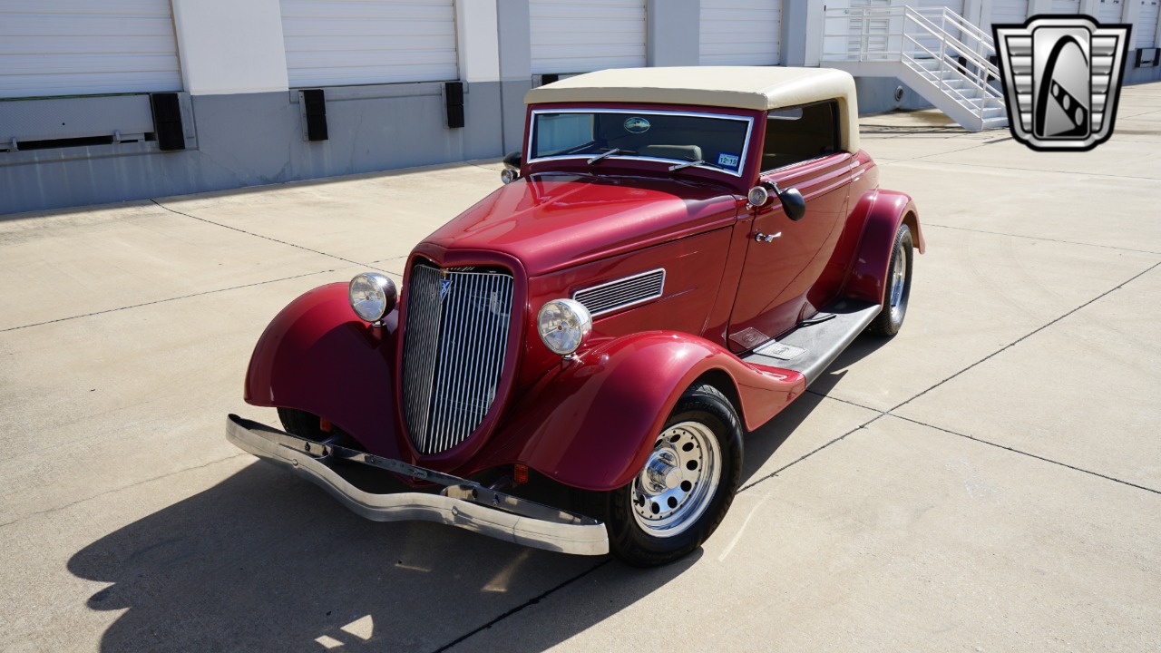 1934 Ford Coupe 2