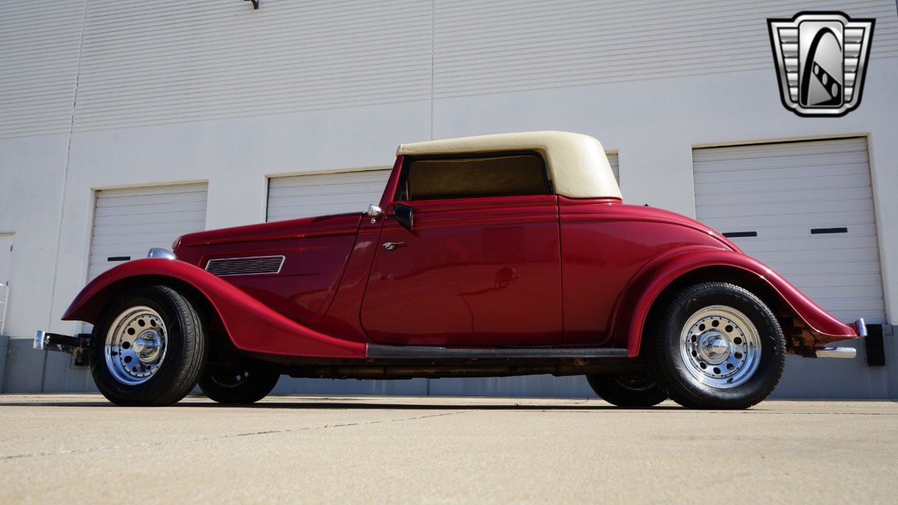 1934 Ford Coupe 27