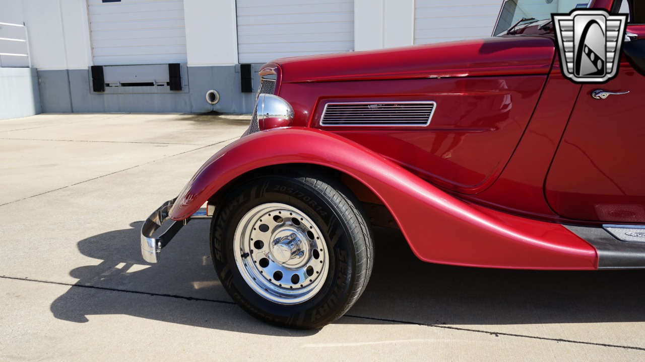 1934 Ford Coupe 52