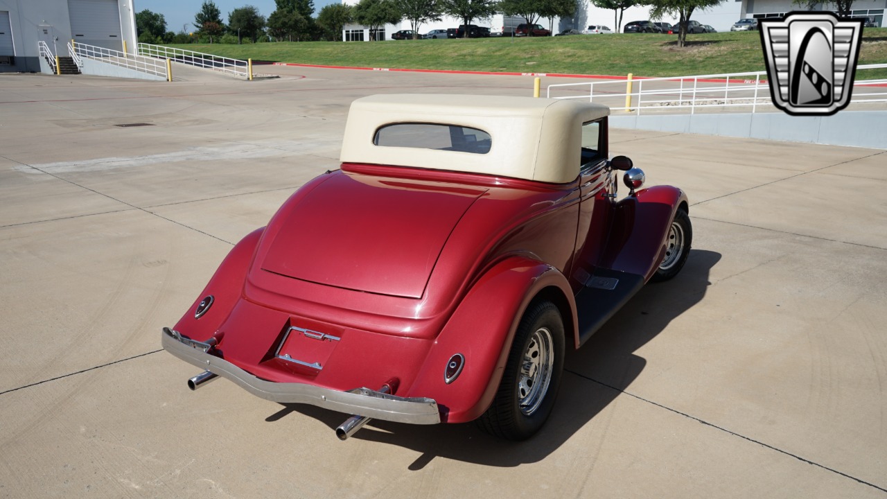 1934 Ford Coupe 33