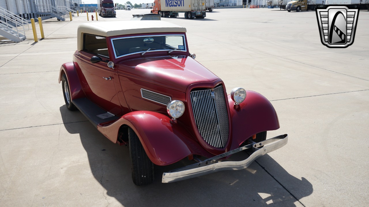 1934 Ford Coupe 39