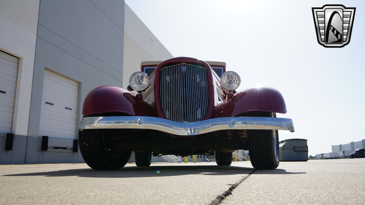 1934 Ford Coupe 43