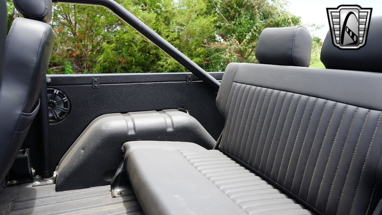 1971 Ford Bronco 95