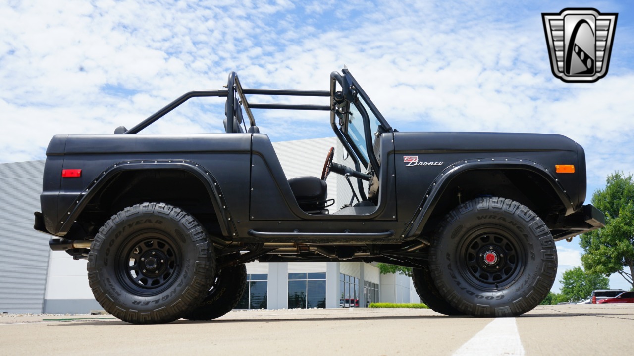 1971 Ford Bronco 37