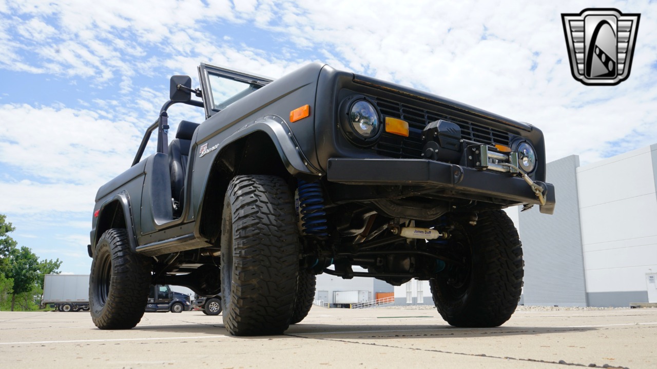 1971 Ford Bronco 40