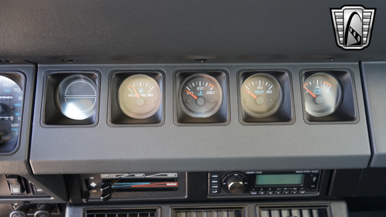 1994 Jeep Wrangler 16