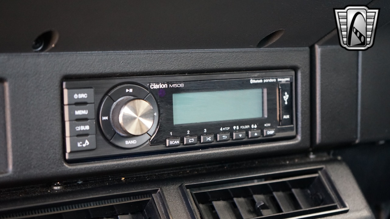 1994 Jeep Wrangler 18