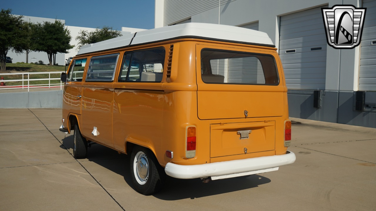 1972 Volkswagen Westfalia 32