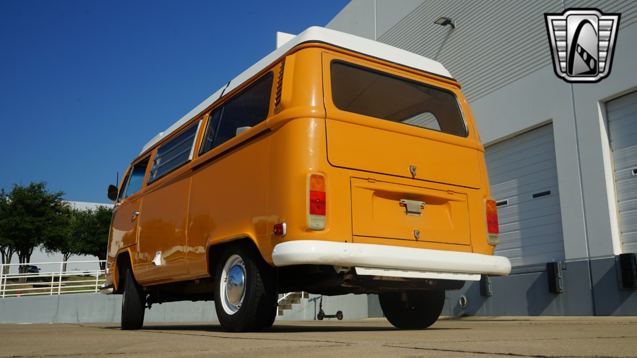 1972 Volkswagen Westfalia 33