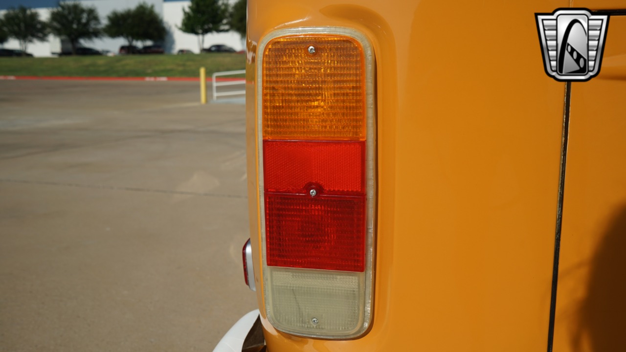 1972 Volkswagen Westfalia 77