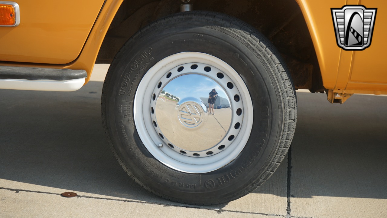 1972 Volkswagen Westfalia 8