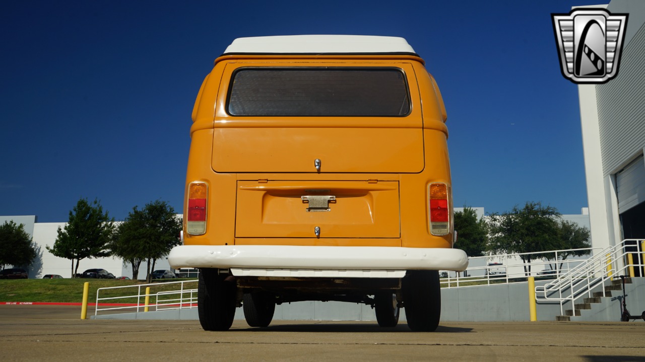 1972 Volkswagen Westfalia 35