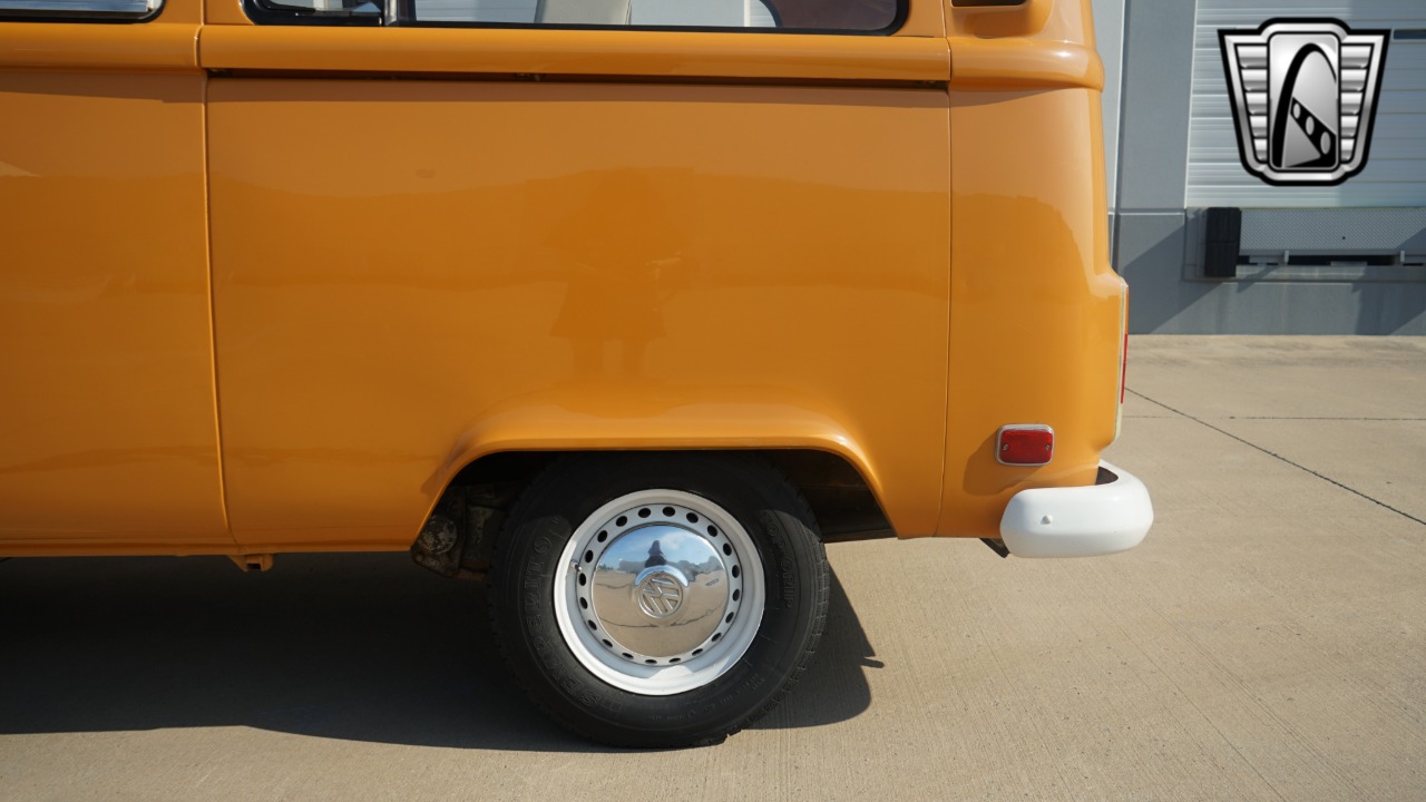 1972 Volkswagen Westfalia 57