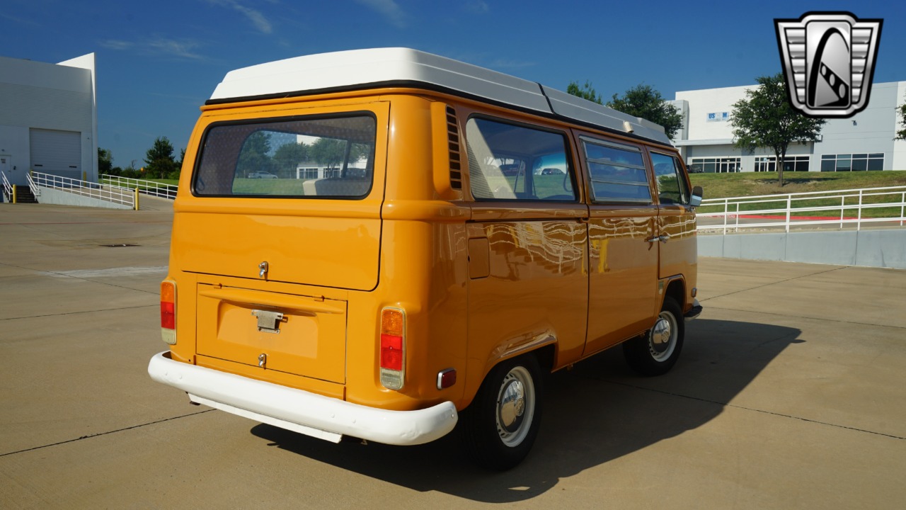 1972 Volkswagen Westfalia 36