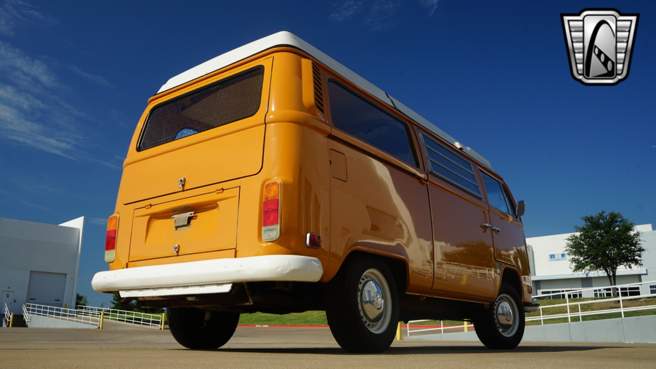 1972 Volkswagen Westfalia 37