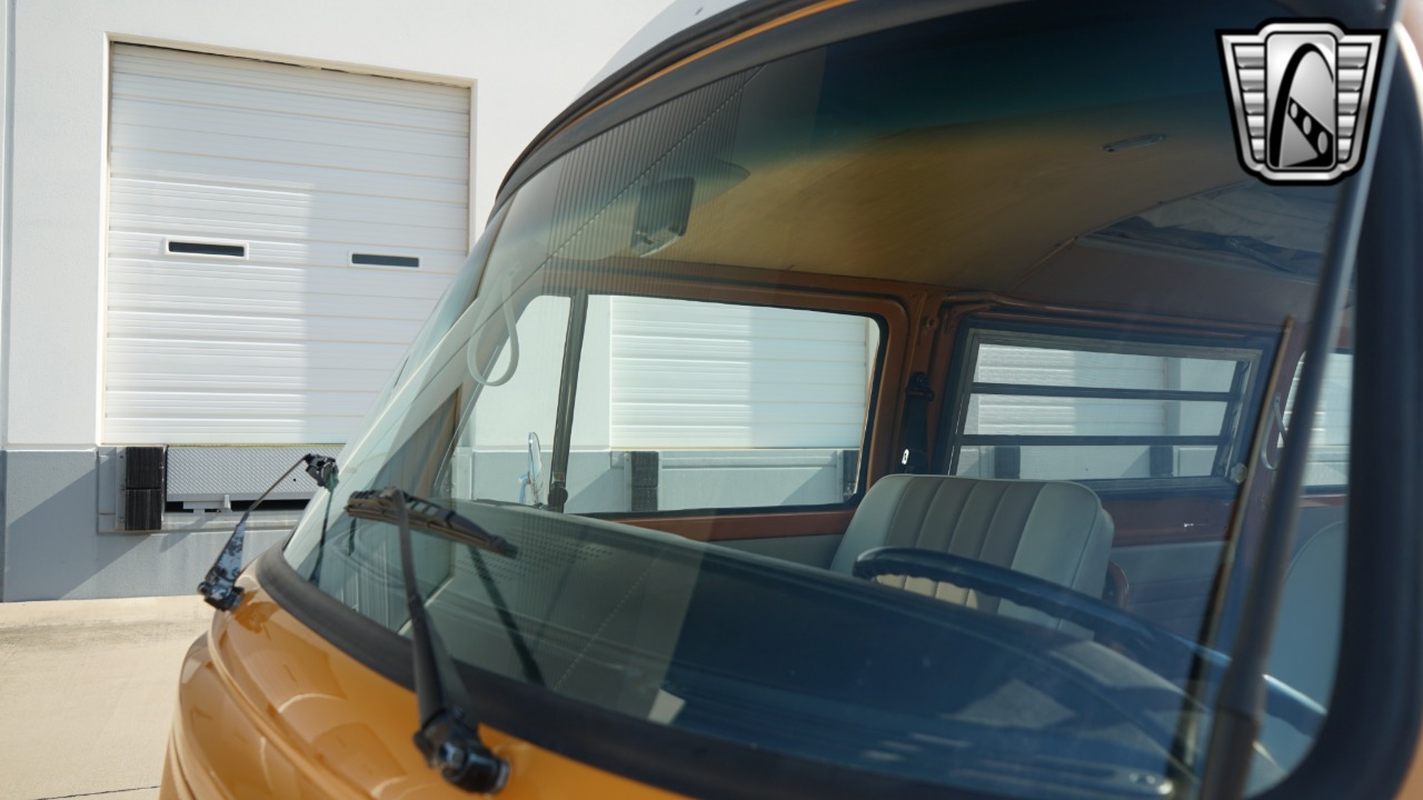 1972 Volkswagen Westfalia 62