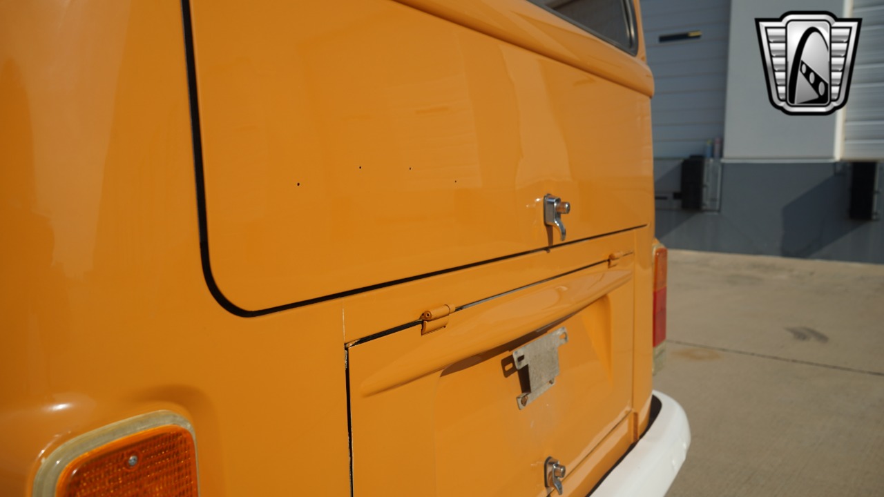 1972 Volkswagen Westfalia 65