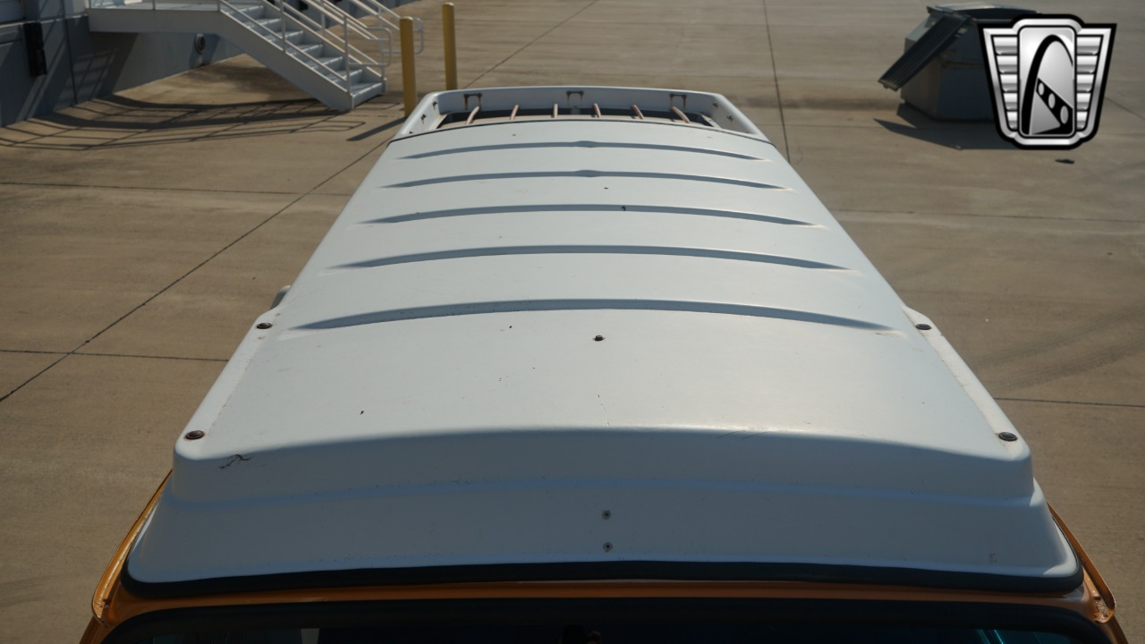 1972 Volkswagen Westfalia 7