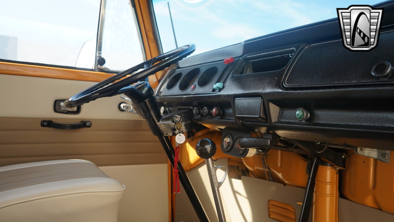 1972 Volkswagen Westfalia 87