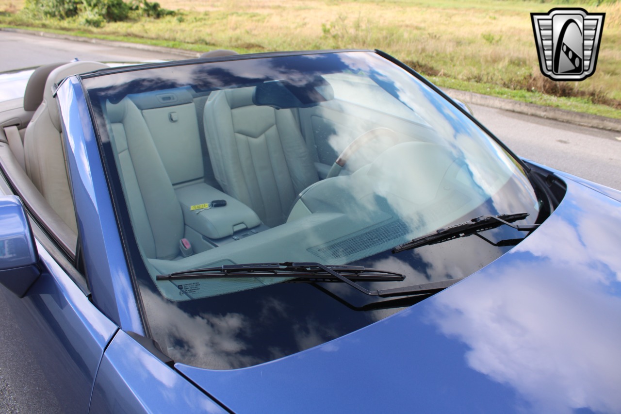 2005 Cadillac XLR 81