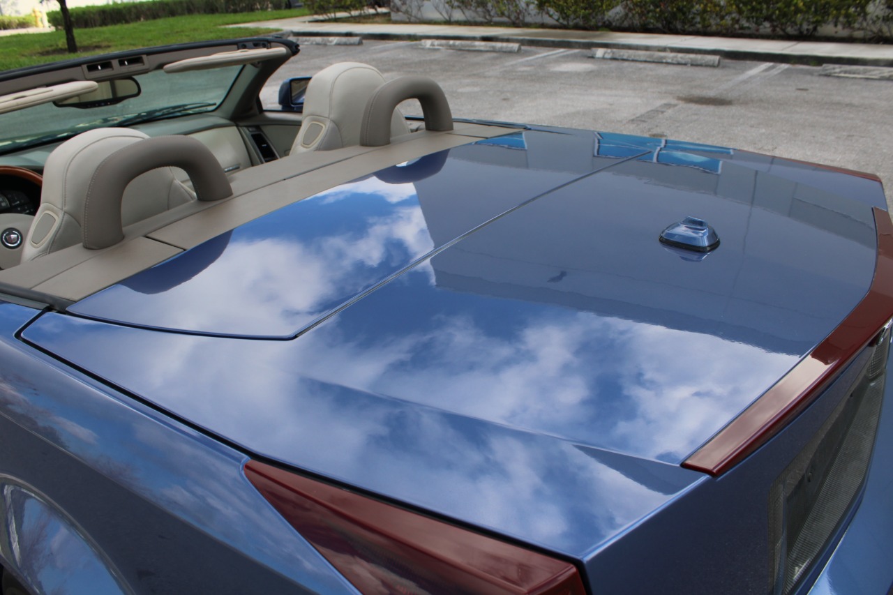 2005 Cadillac XLR 64