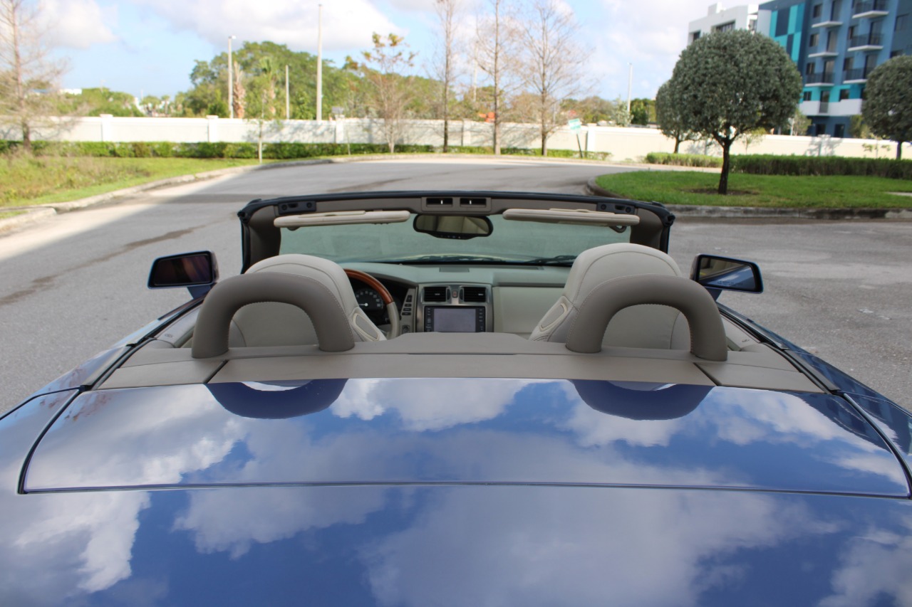 2005 Cadillac XLR 69