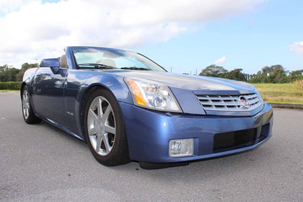 2005 Cadillac XLR 48